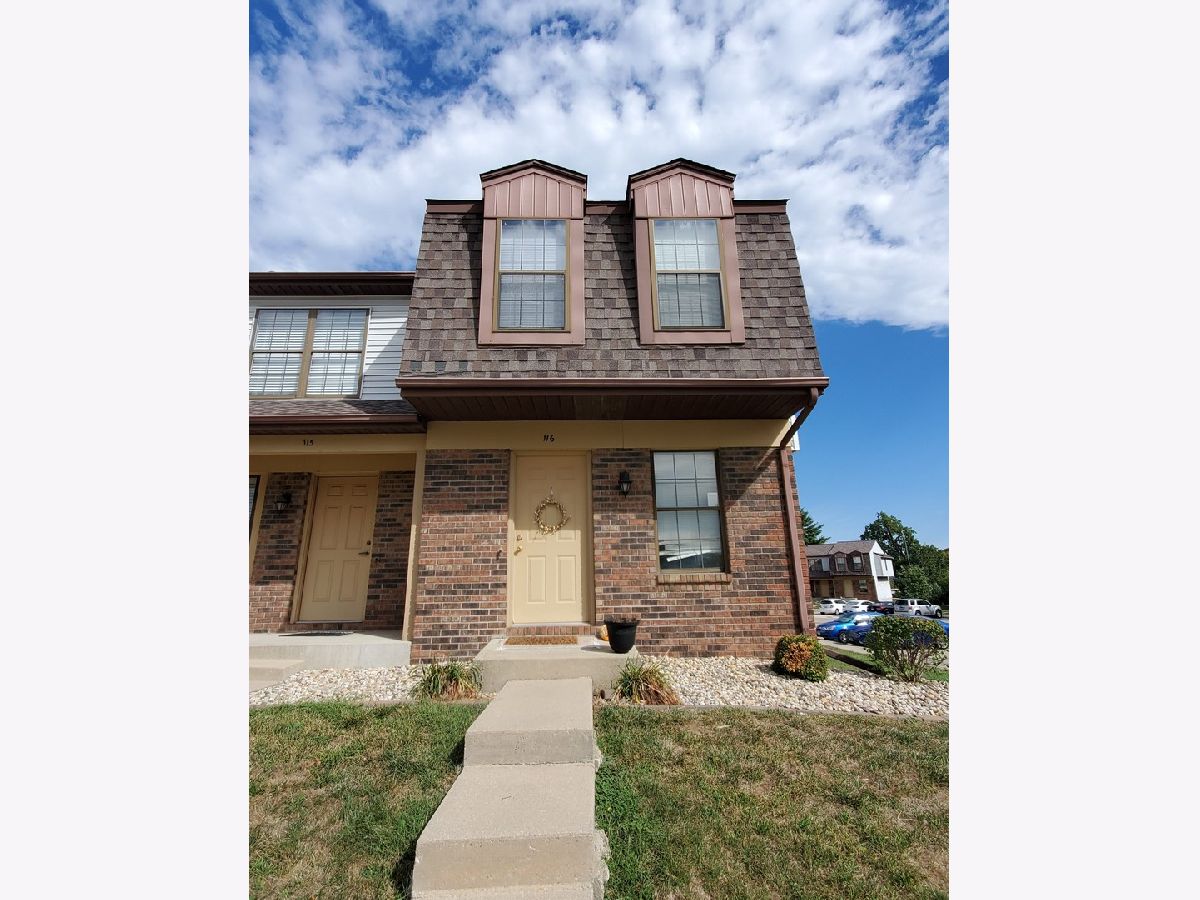 Condos & Townhomes Sold Woodridge Townhomes Normal Illinois, 700 Adelaide