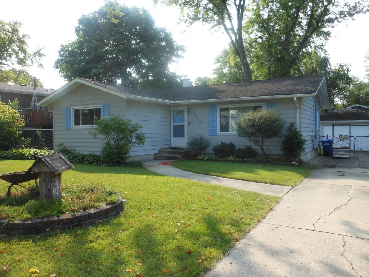 Homes Sold Schoolside St Charles Illinois, 1237 Edwards