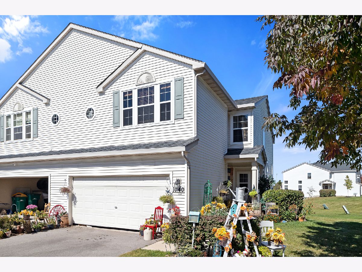 Townhomes & Condos Sold Landings At Malibu Bay Romeoville Illinois, 1040 Key Largo