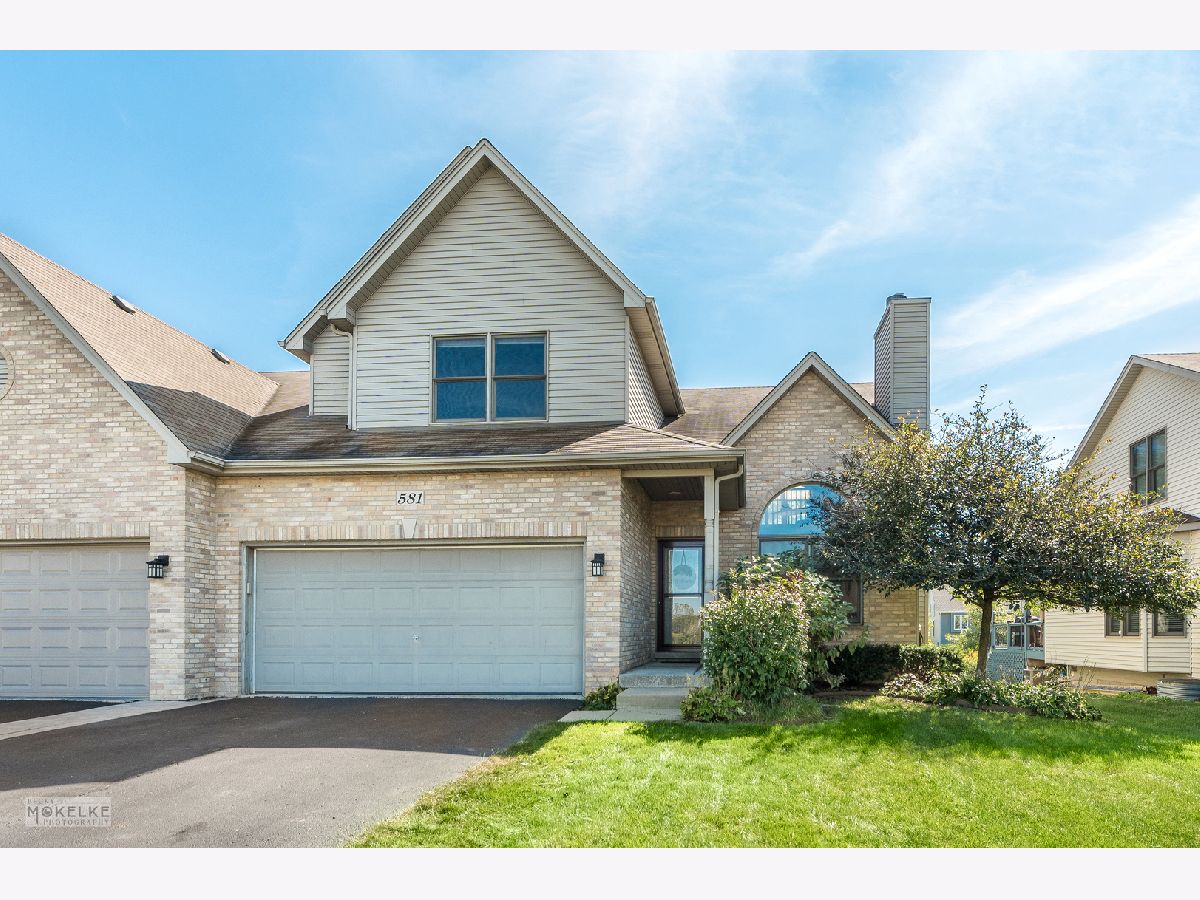 Condos & Townhomes Sold Deerpath Creek Villa's Oswego Illinois, 581 Sudbury