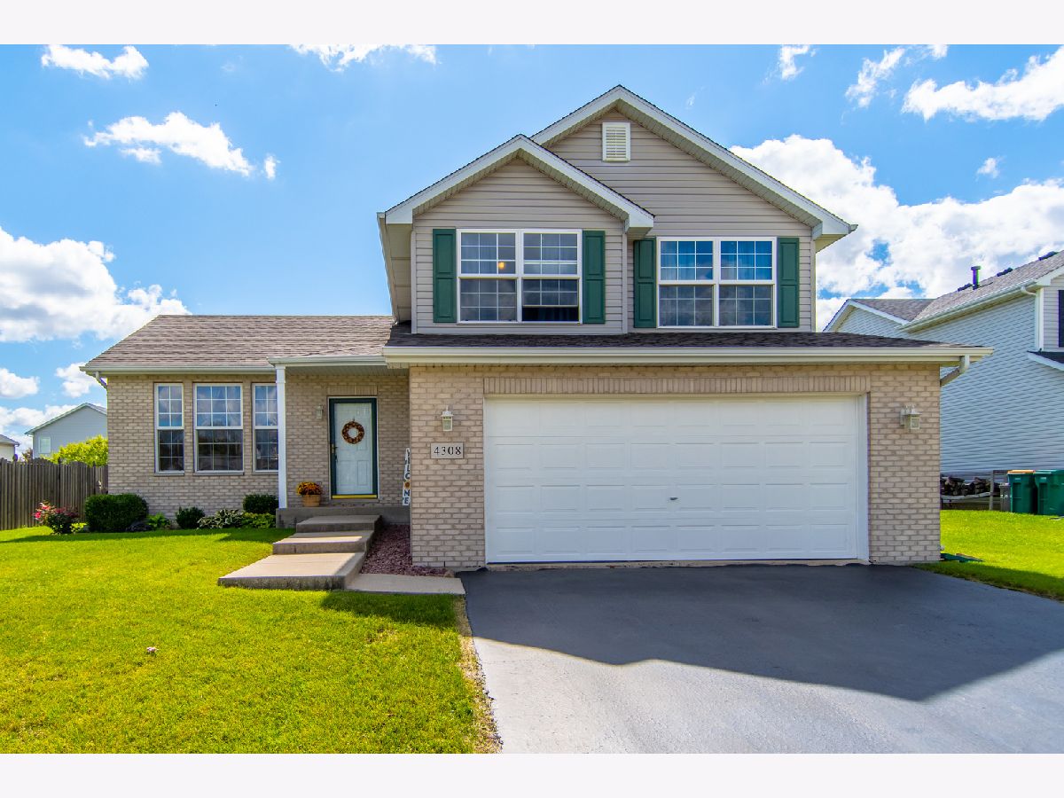 Homes Sold Sunset Ridge South Plainfield Illinois, 4308 Bluegrass
