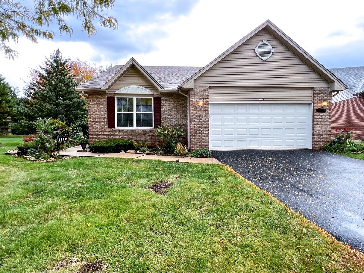 Townhomes & Homes Sold Waterford Pointe Joliet Illinois, 1112 Kylemore
