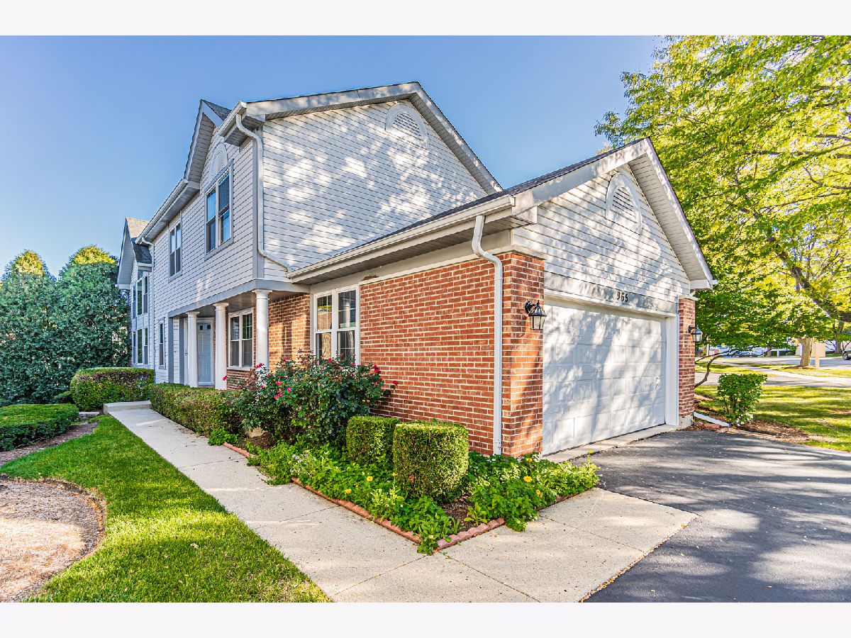 Townhomes Rented Casey Farm Villas Hoffman Estates Illinois, 965 Sweetflower