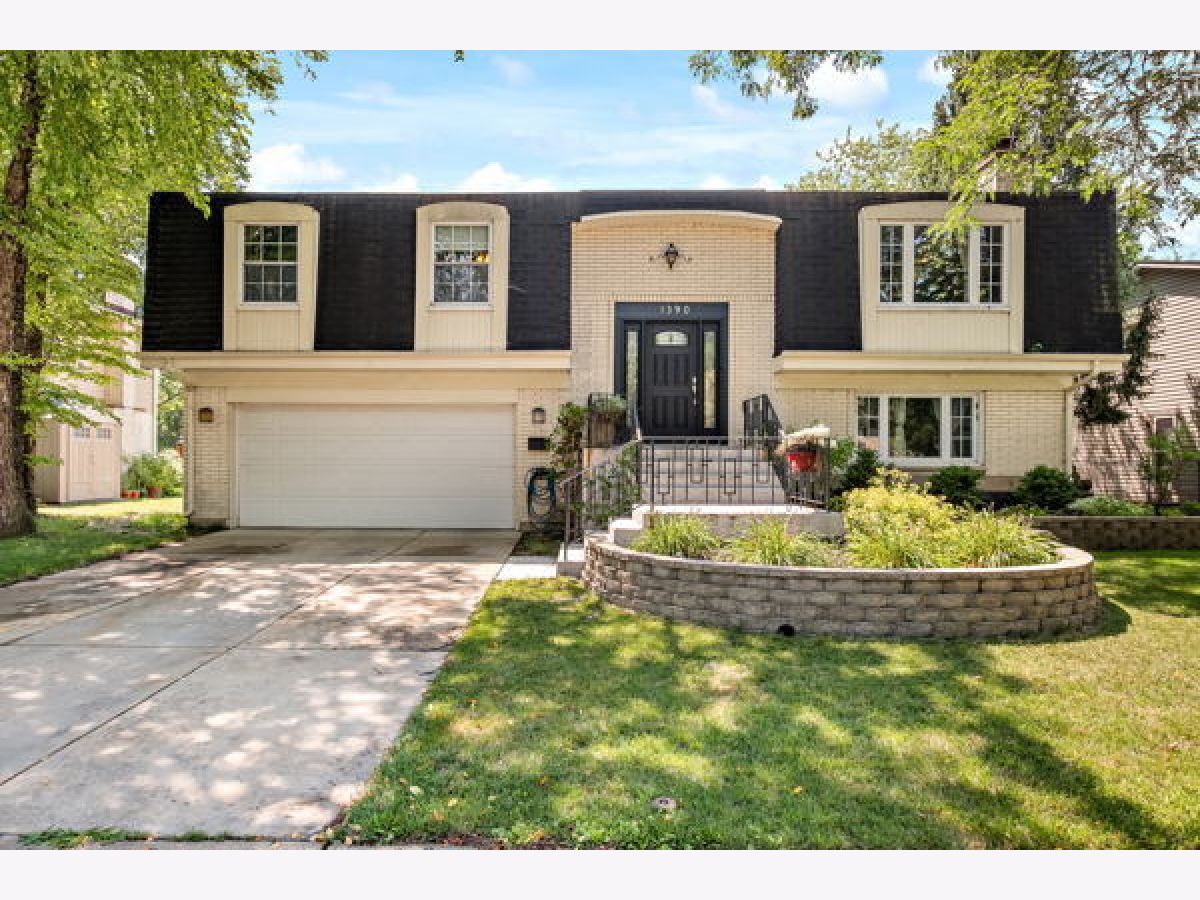 Homes Sold English Valley Palatine Illinois, 1390 King George
