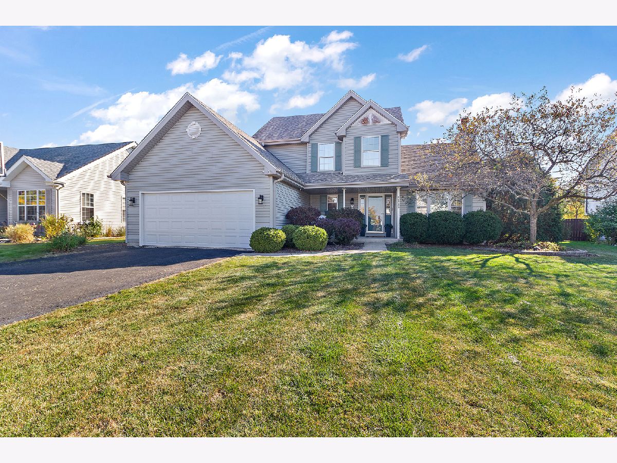 Homes & Condos & Townhomes Sold Highlands Monee Illinois, 25733 Mckinley