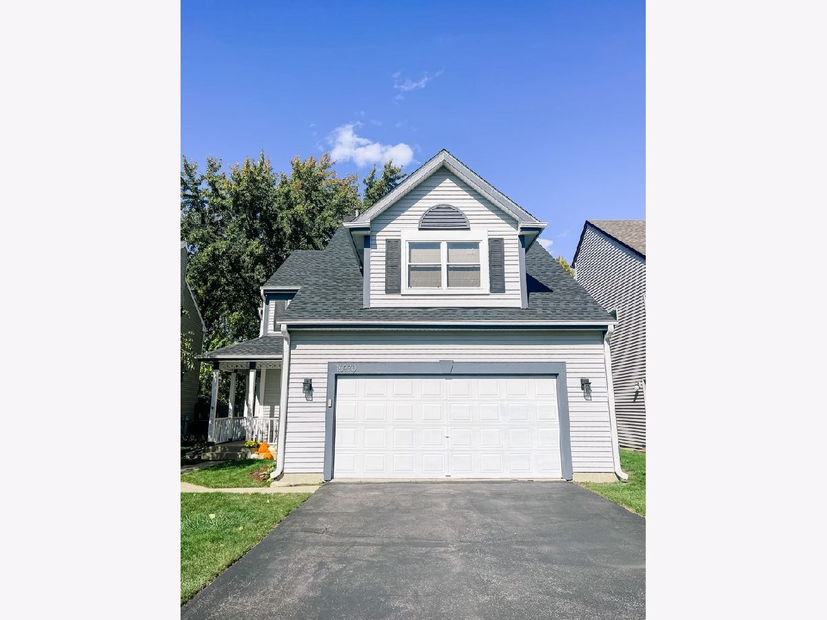 Homes Sold Hunt Club East Libertyville Illinois, 16970 Serranda