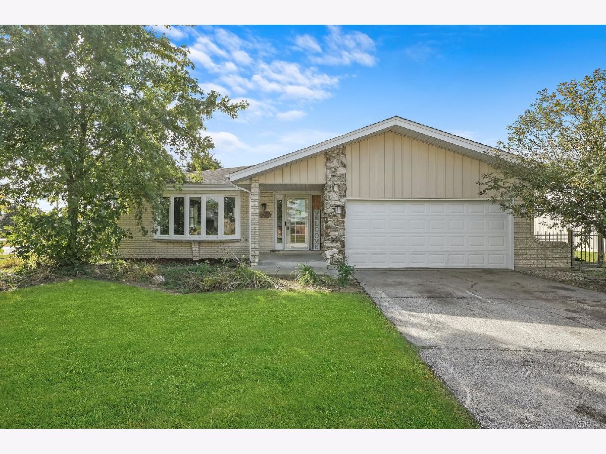 Homes Sold Villa D'este Orland Park Illinois, 8345 Margerita