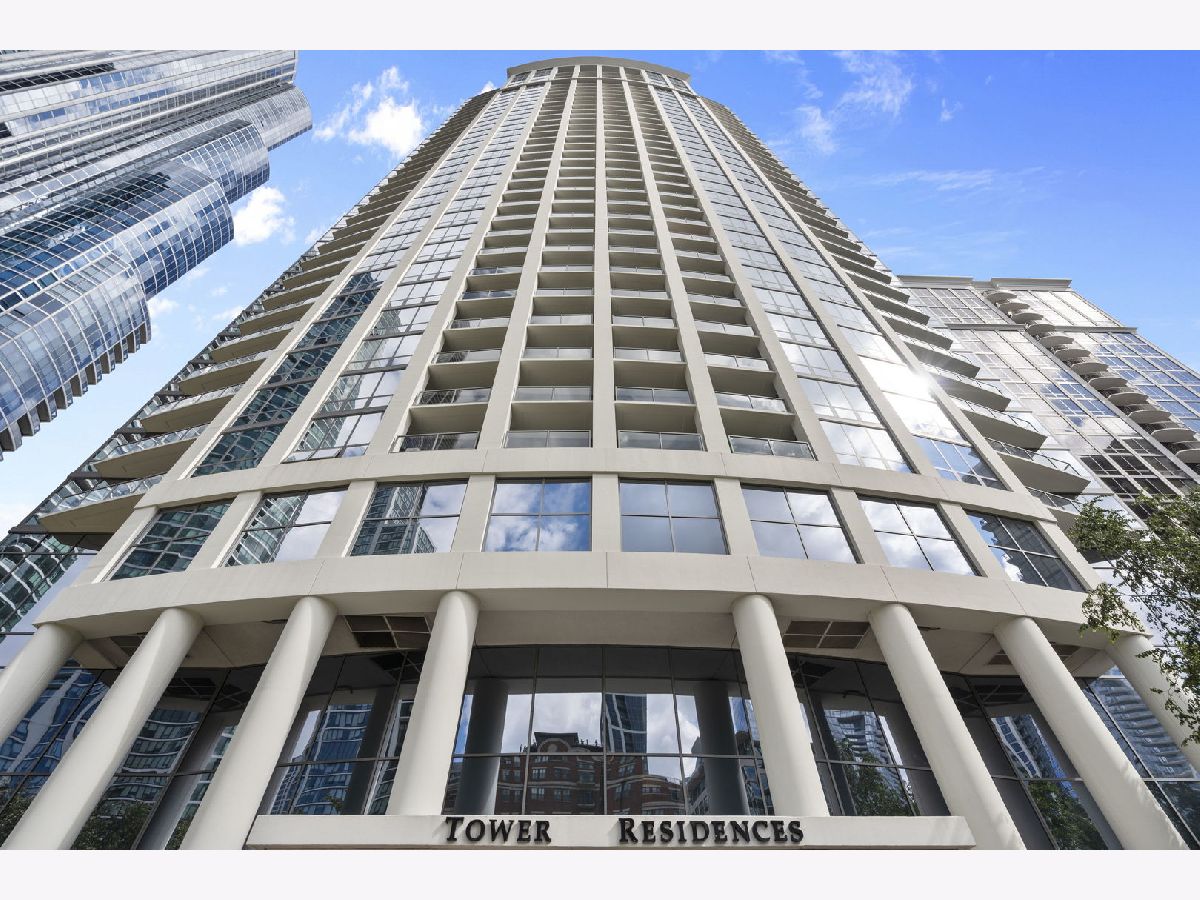 Condominiums Sold Museum Park Tower Iv Chicago Illinois, 1235 Prairie