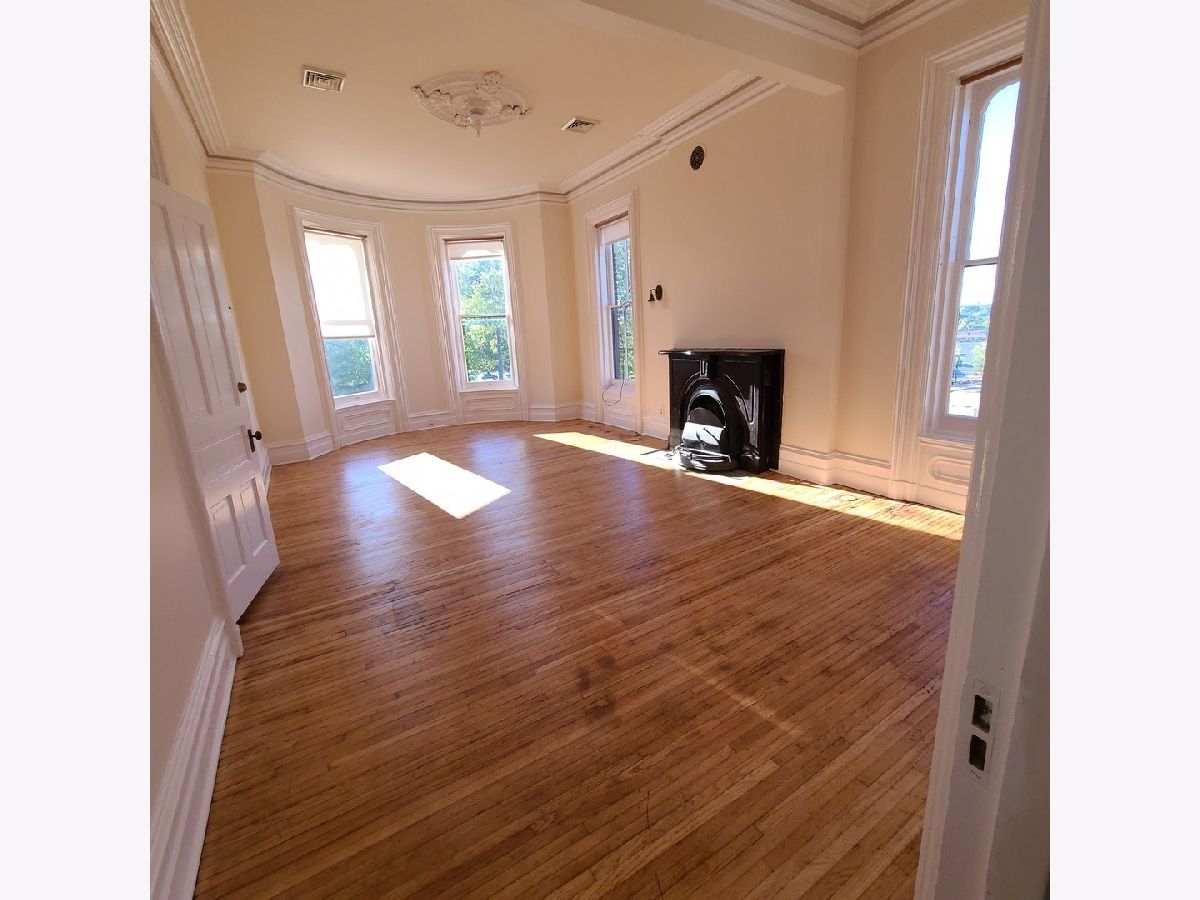  Rented Dixon Illinois, 212 Ottawa