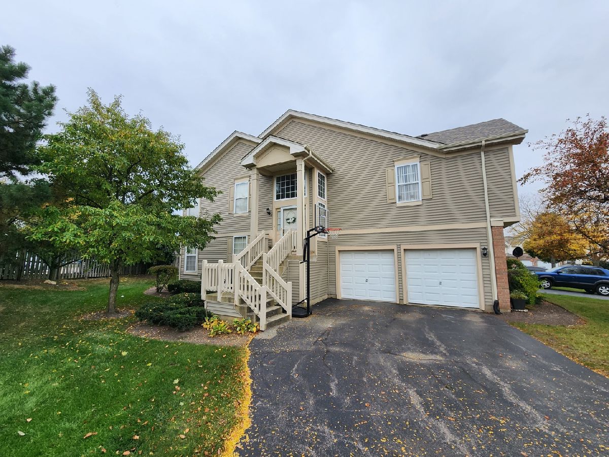 Townhomes Rented Brentwood Bartlett Illinois, 1411 Quincy Bridge