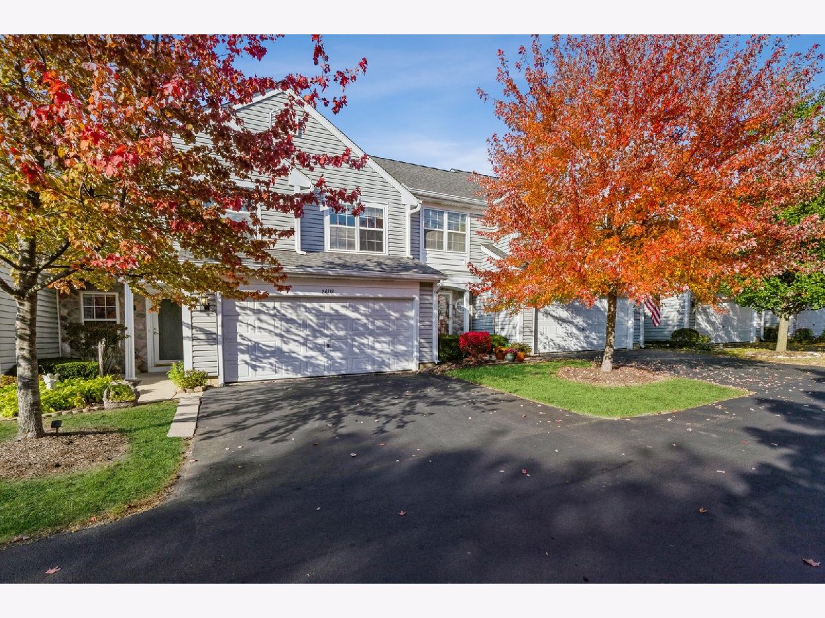 Townhomes Sold Tanneron Bay Ingleside Illinois, 26172 Vista