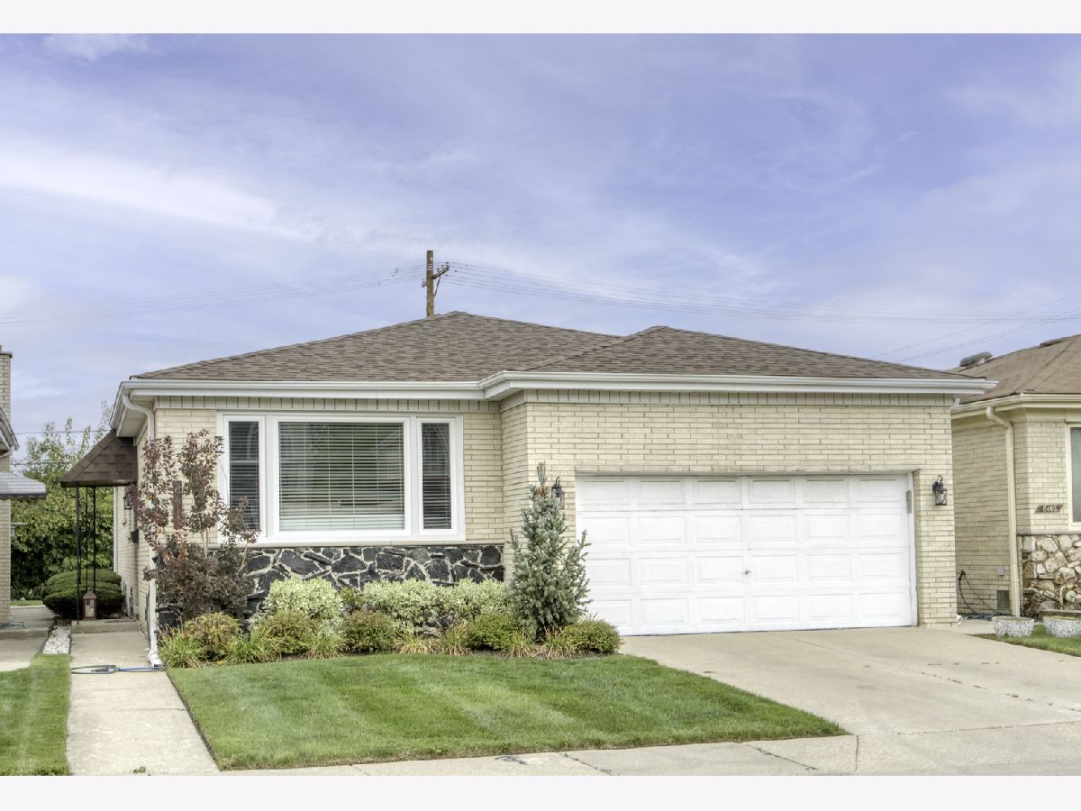 Homes Sold Schorsch Forestview Chicago Illinois, 8410 Brodman