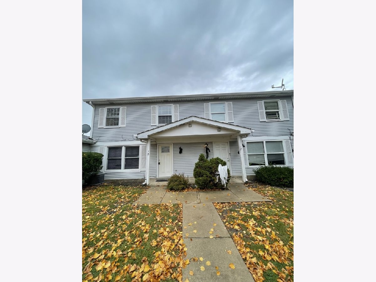 Homes & Townhomes Rented Cherrywood Bolingbrook Illinois, 18 Wildwood