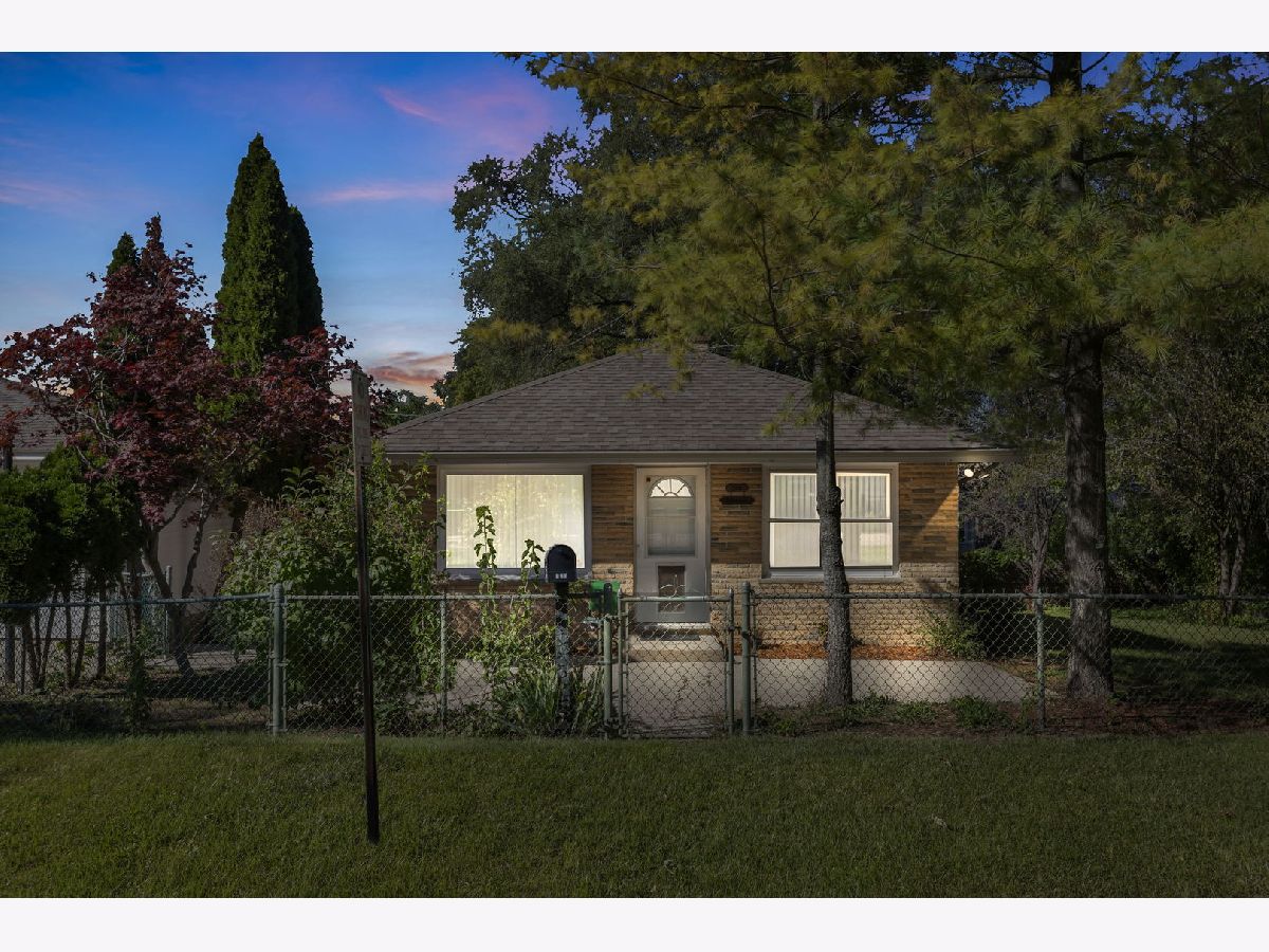 Homes Sold Renehan Beach Round Lake Park Illinois, 310 Kenwood
