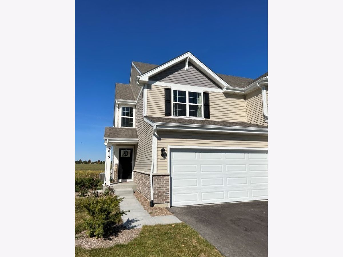 Homes & Townhomes Rented Lakewood Prairie Joliet Illinois, 7615 Violet