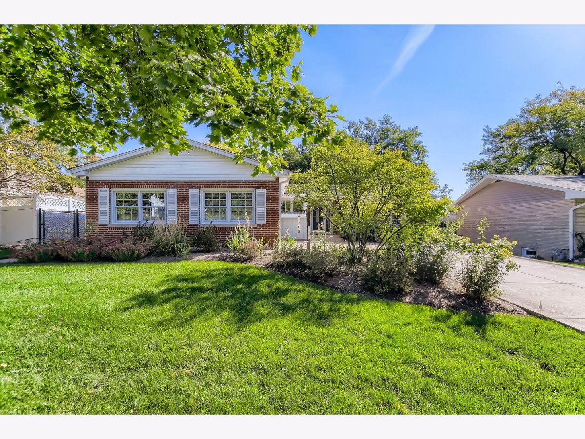Homes Sold Stratford Hills Elmhurst Illinois, 629 Stratford