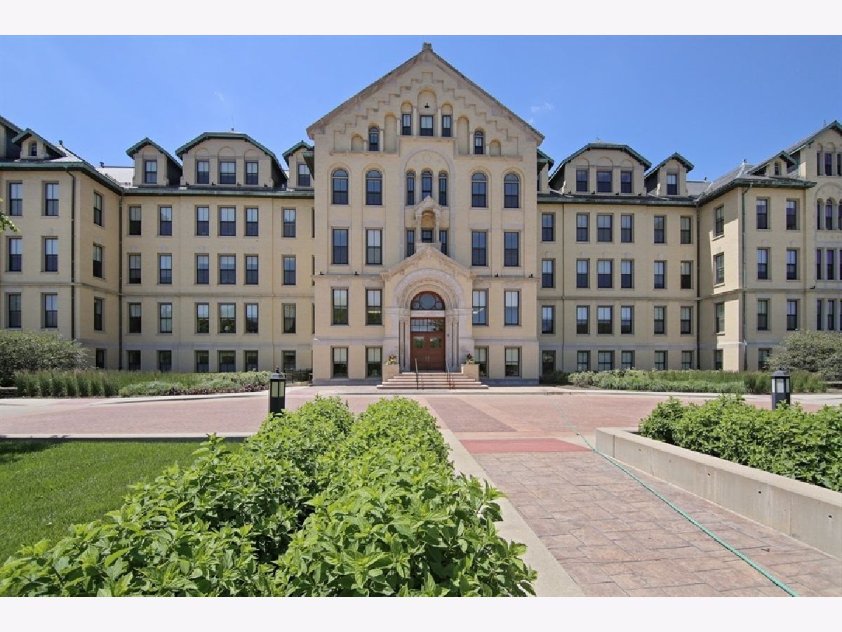 Condominiums Sold Mallinckrodt In The Park Wilmette Illinois, 1041 Ridge