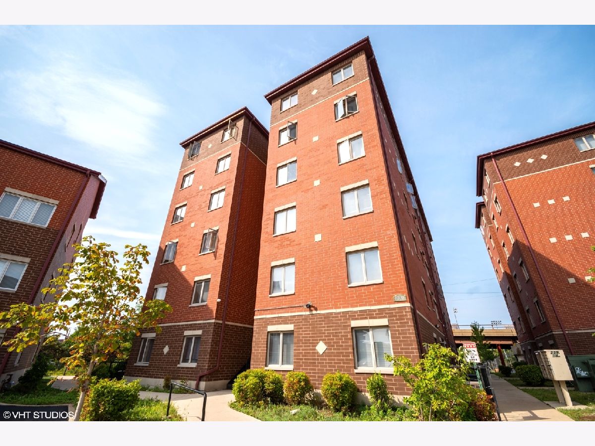  Sold Chicago Illinois, 239 18th