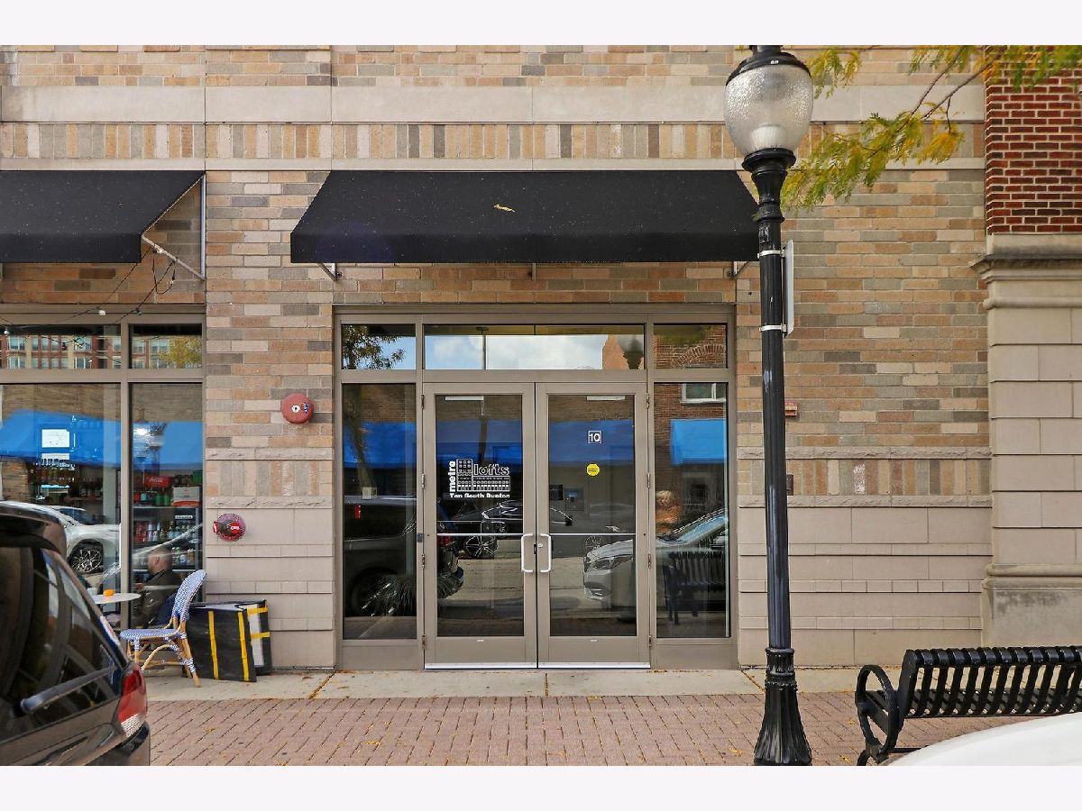Condominiums Rented Metro Lofts Arlington Heights Illinois, 10 Dunton
