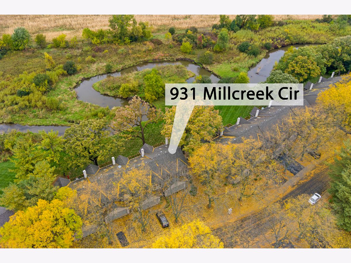 Townhomes Sold Millcreek Elgin Illinois, 931 Millcreek