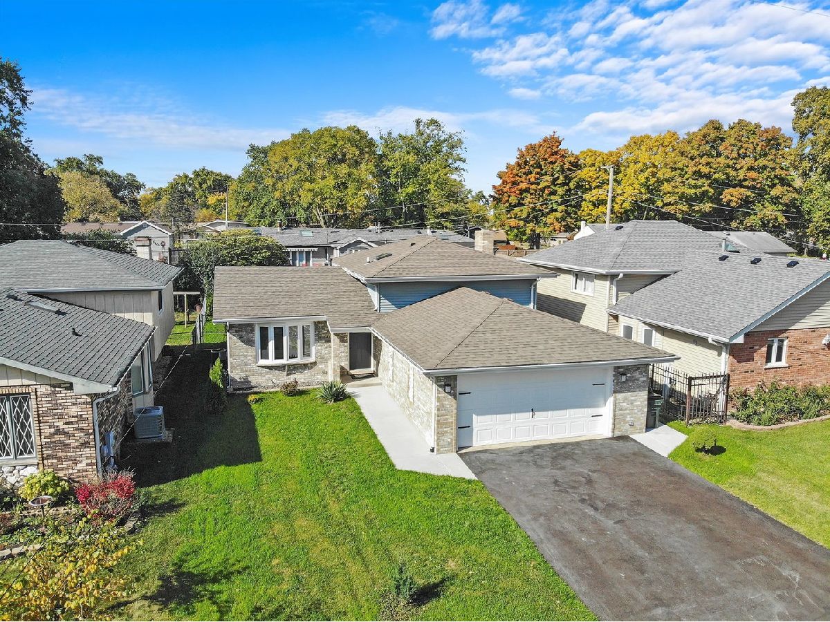 Homes Sold Wyman Woods Oak Forest Illinois, 16012 Lorel