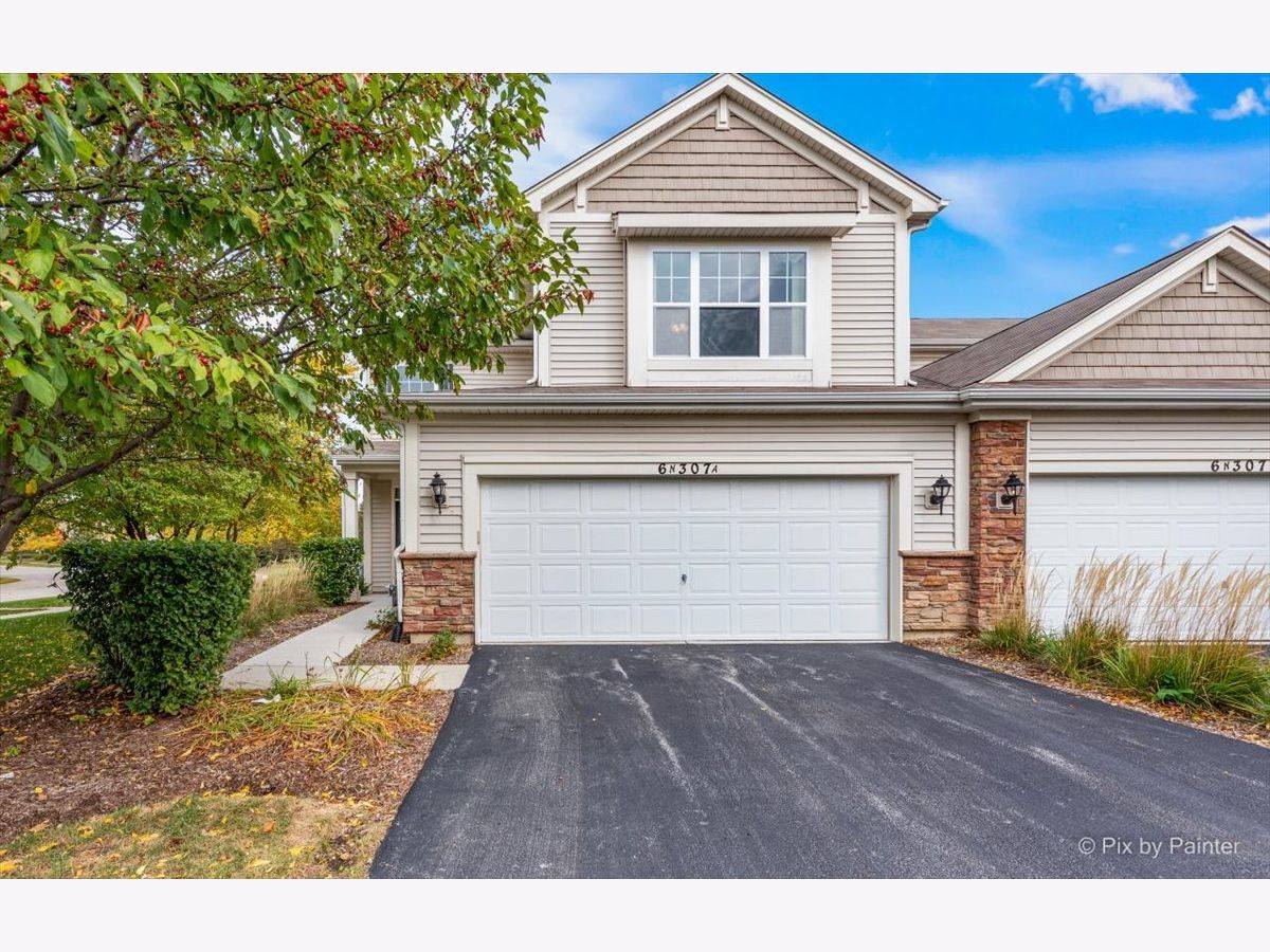 Townhomes & Homes Sold Whitmore Place St Charles Illinois, 6N307 Whitmore