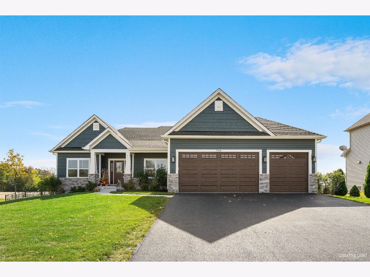 Homes Sold Blackberry Woods Yorkville Illinois, 906 S Carly