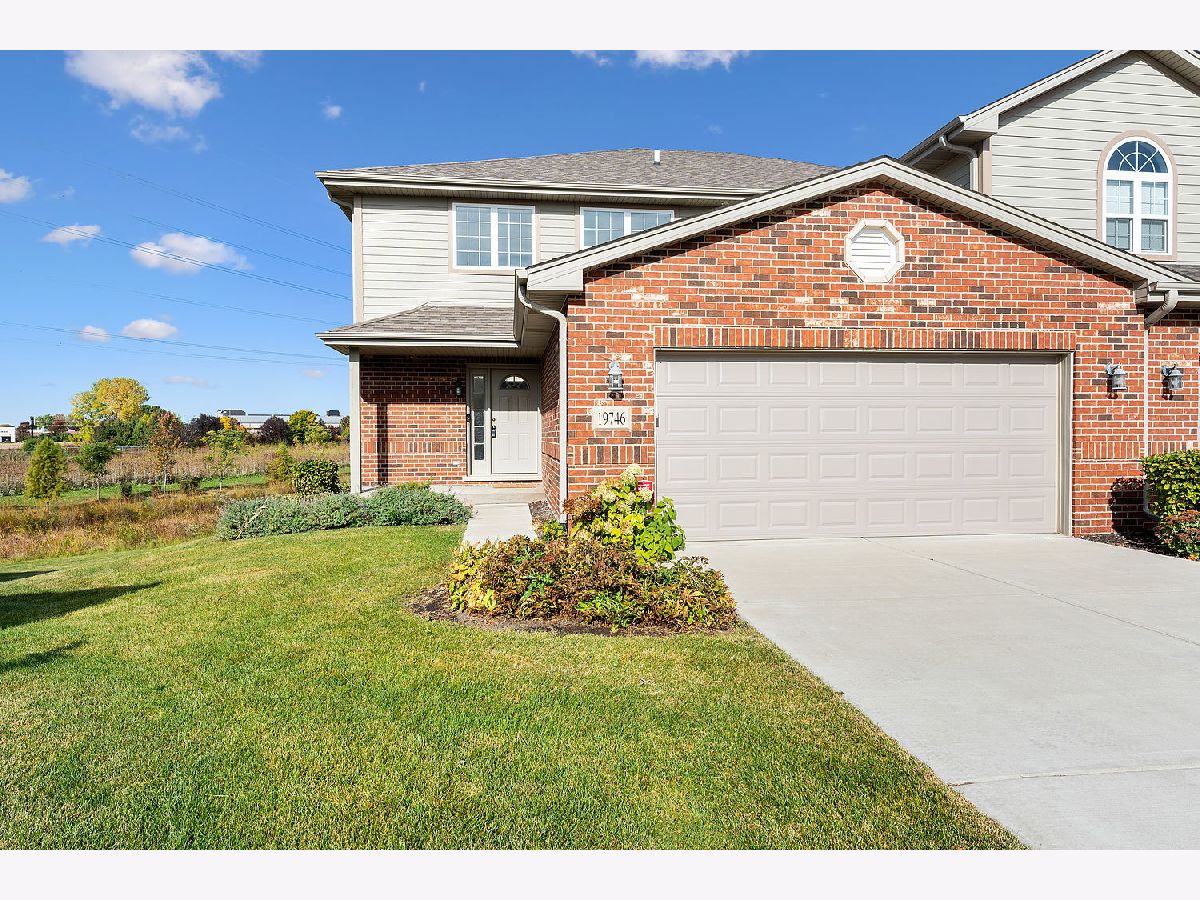 Townhomes & Homes Sold Brookside Meadows Tinley Park Illinois, 19746 Sunset