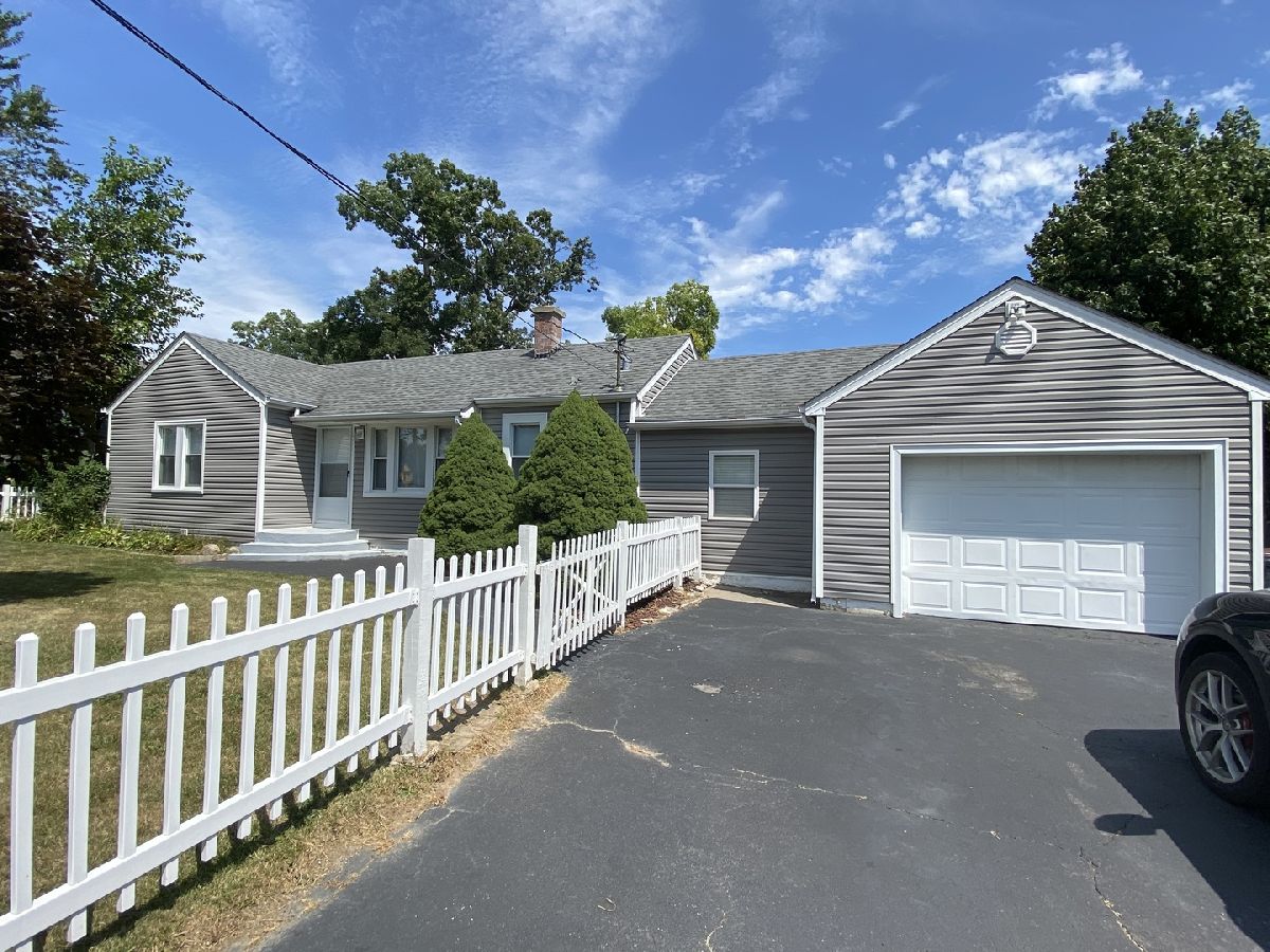 Homes Rented Wildwood Grayslake Illinois, 33125 Ridge