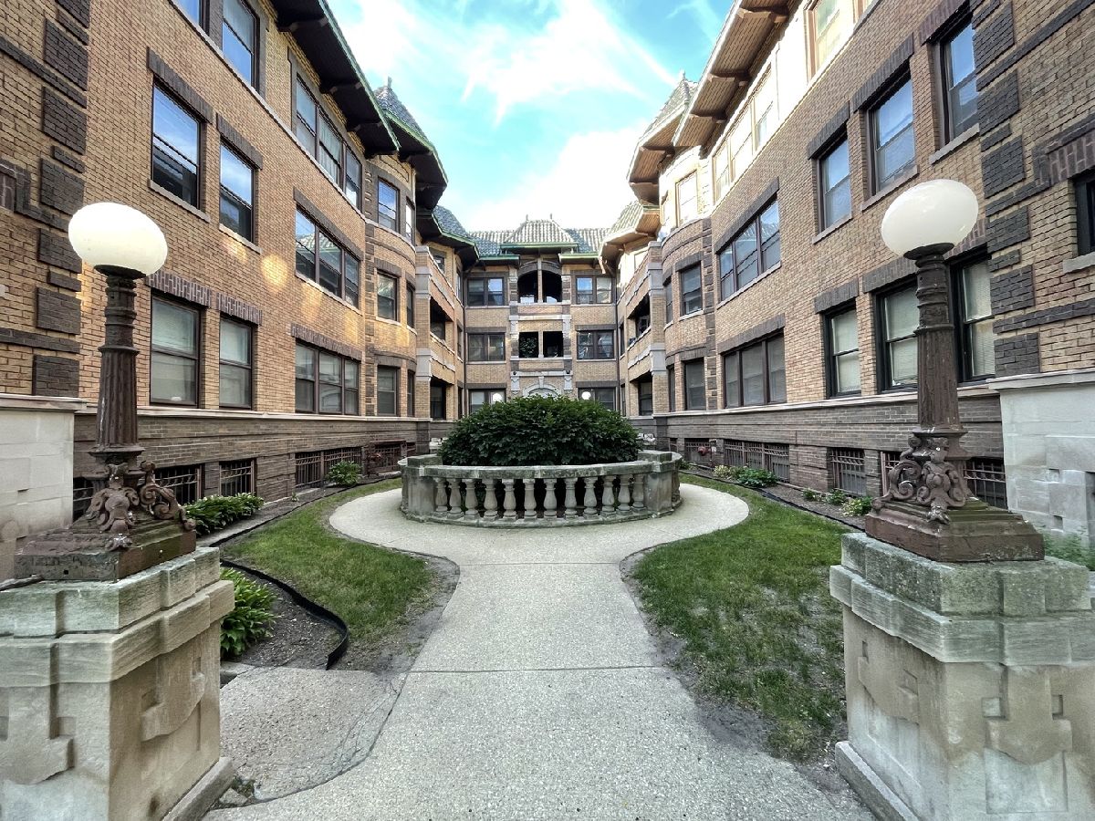 945 Hyde Park Boulevard, Chicago, Illinois 60615 MLS 11654947