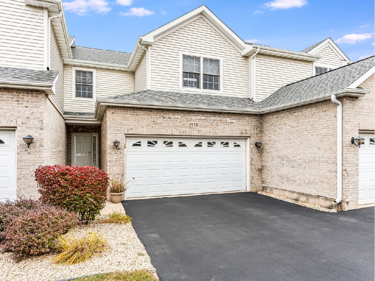 Townhomes & Homes Sold Fairview South Dekalb Illinois, 2175 Patriot