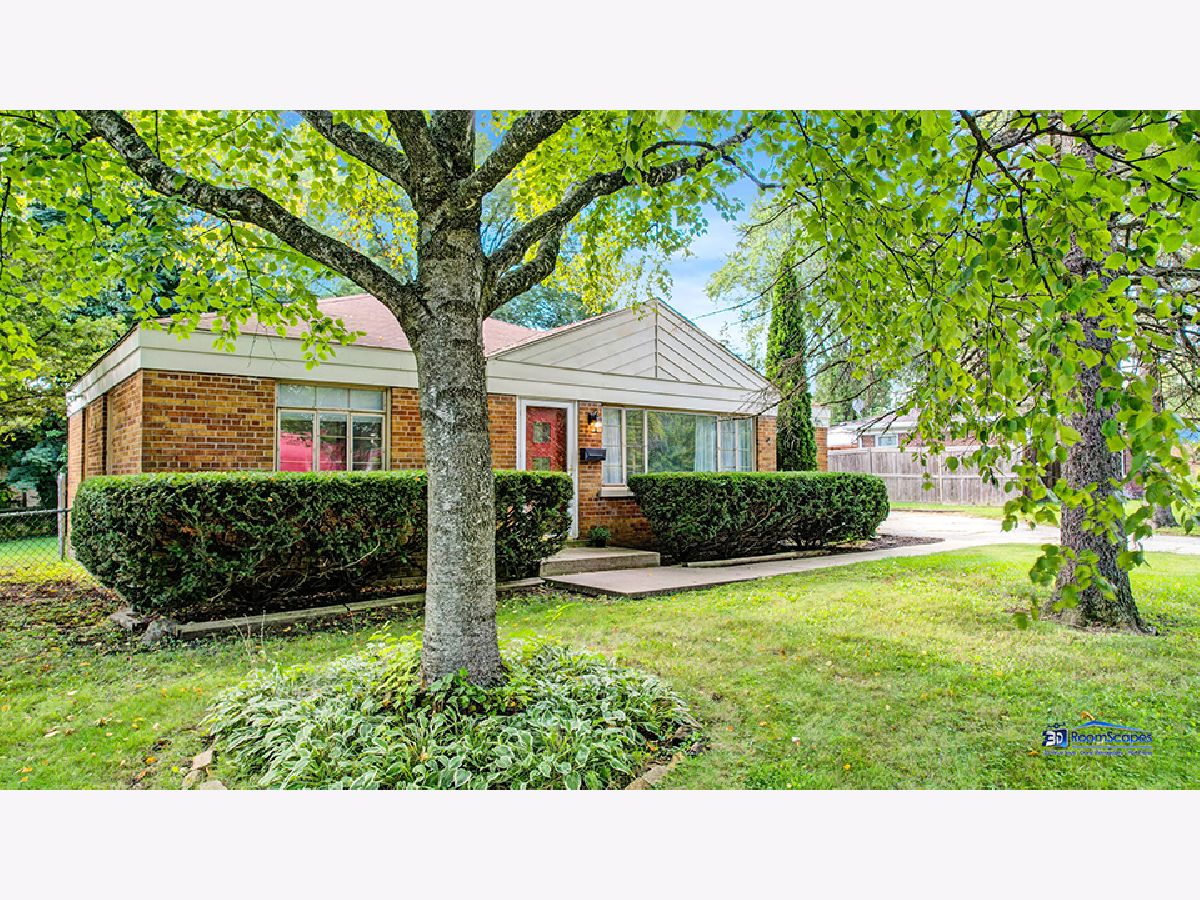 Homes Sold Mundelein Station Mundelein Illinois, 735 Maple