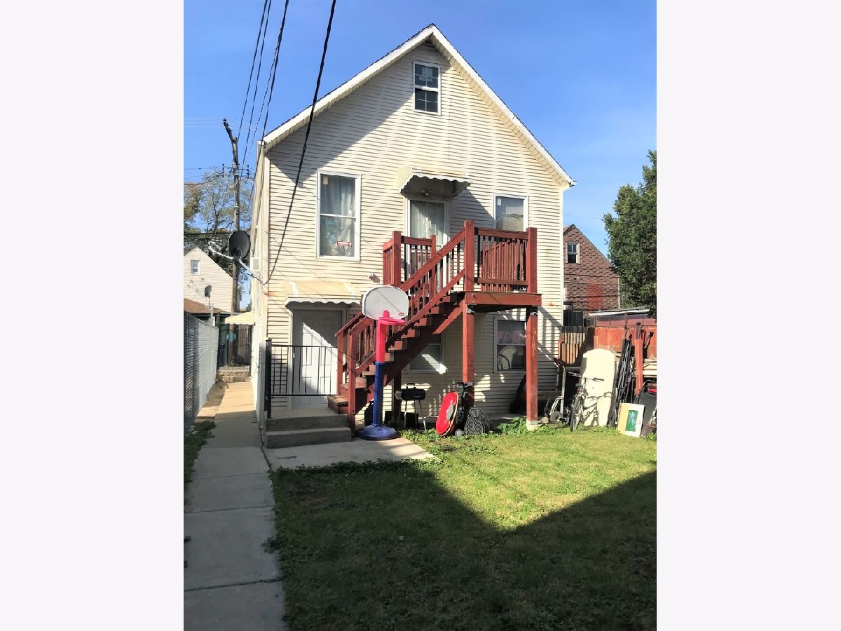 Homes & Condos & Townhomes Rented Back Of The Yards Chicago Illinois, 4438 Honore