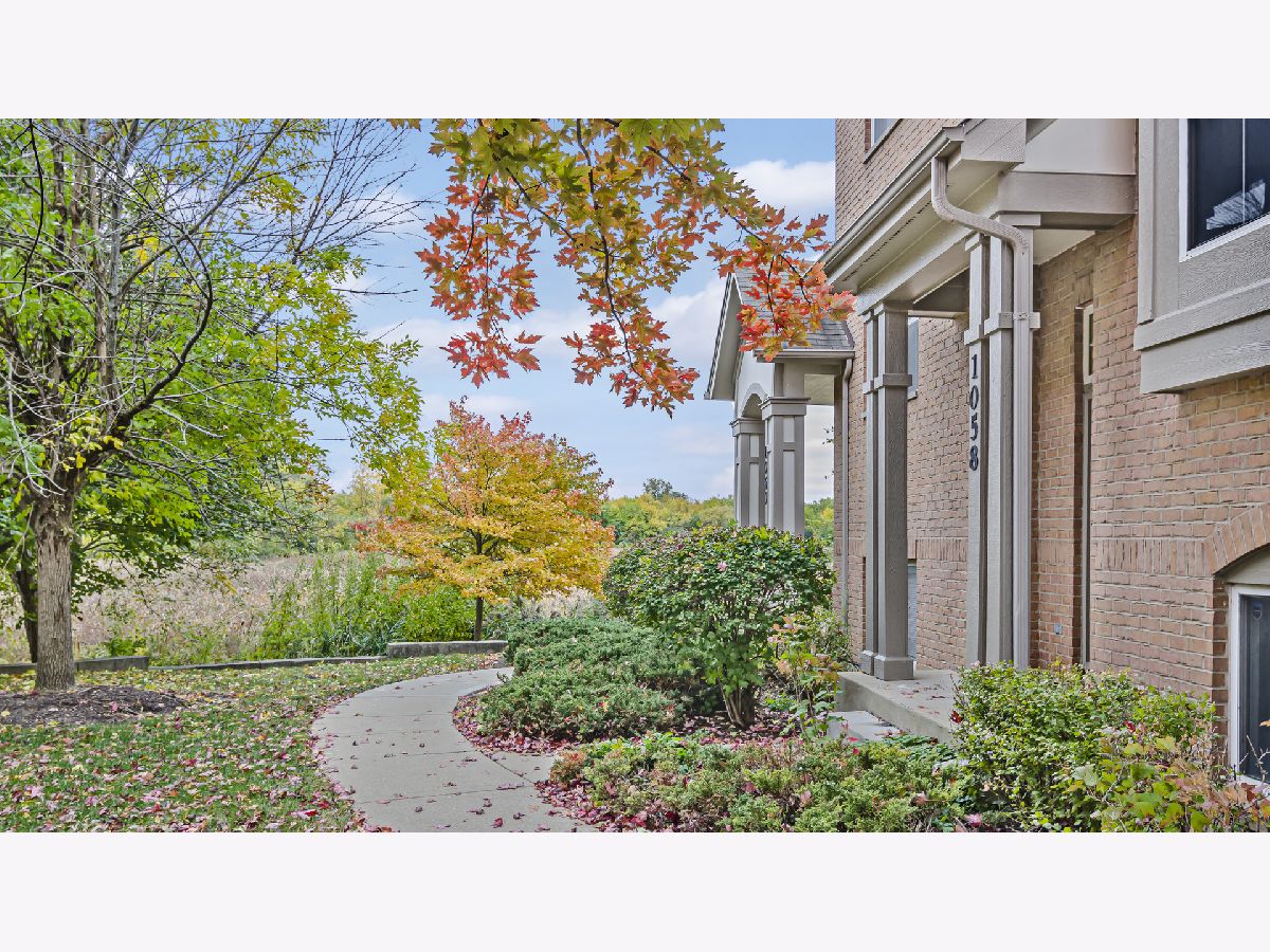 Townhomes Sold Claremont Ridge Palatine Illinois, 1058 Claremont