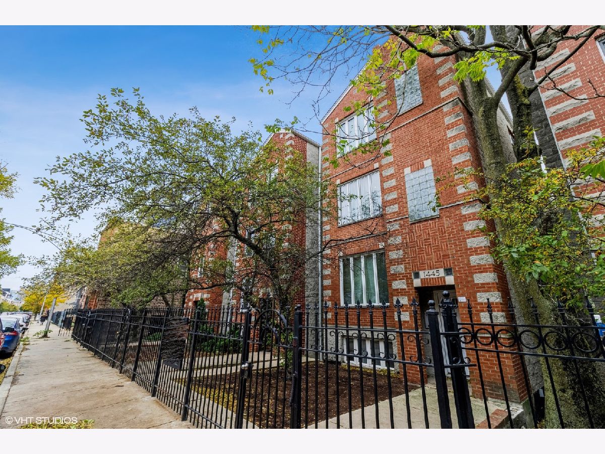 Condos & Townhomes Sold Noble Square Chicago Illinois, 1445 Walton