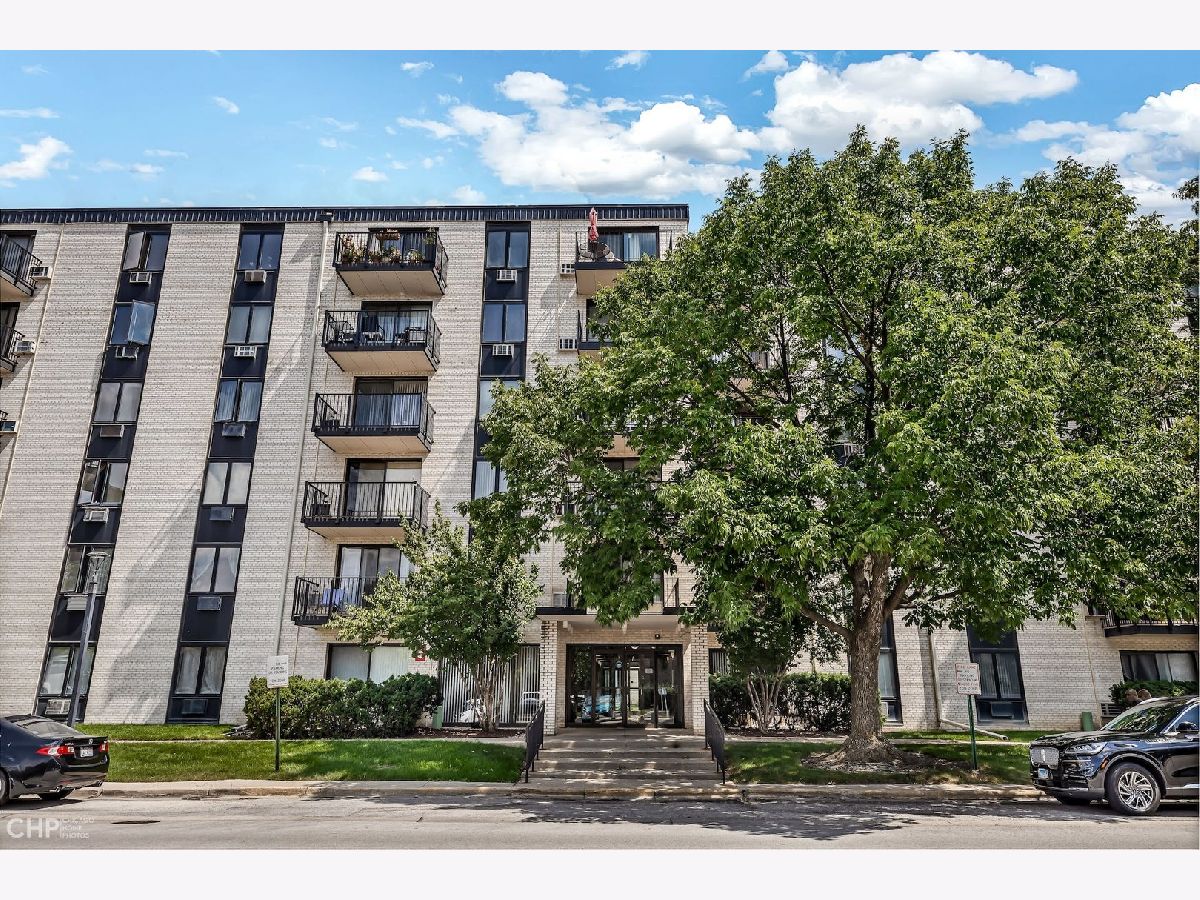 Terrace Square Niles IL, Condos & Townhomes & Homes For Sale & For Rent