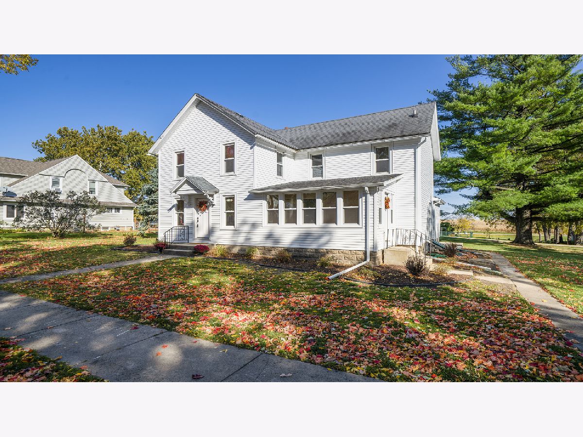  Sold Chadwick Illinois, 221 Wilson