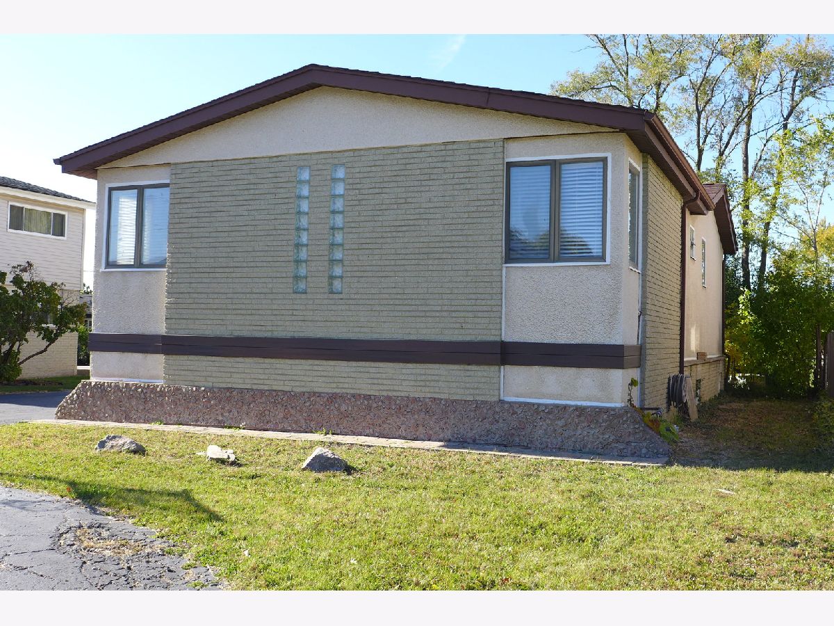 Homes Sold Golden Acres Niles Illinois, 9810 Lauren