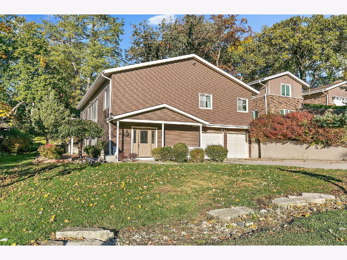Homes & Condos & Townhomes Sold Brentwood Estates Palatine Illinois, 2346 Westwood
