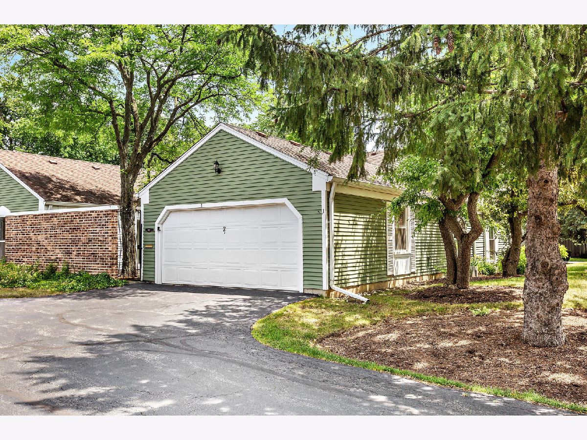 Townhomes Sold Fairfax Village Rolling Meadows Illinois, 2 Chichester On Asbury