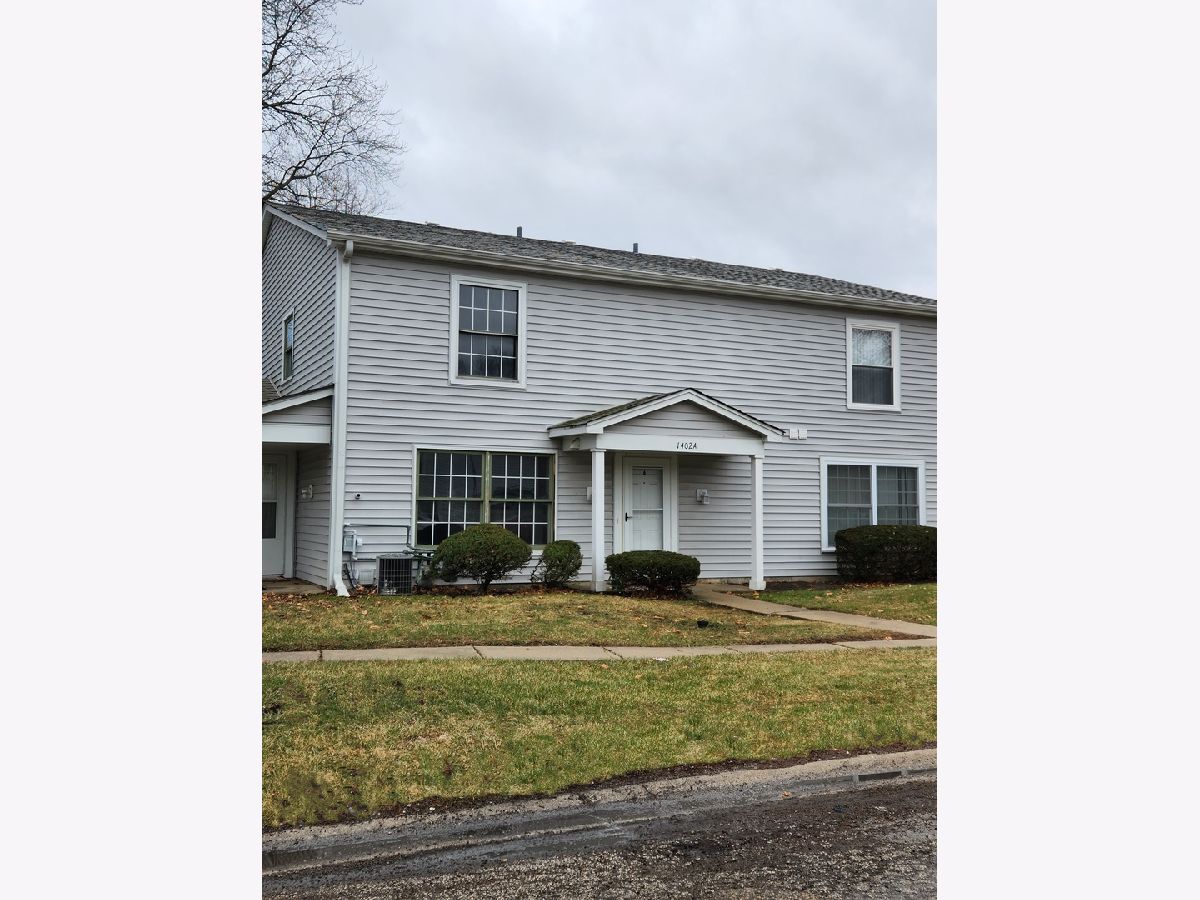 Townhomes & Condos Sold Ivy Glen Aurora Illinois, 1402 Glen