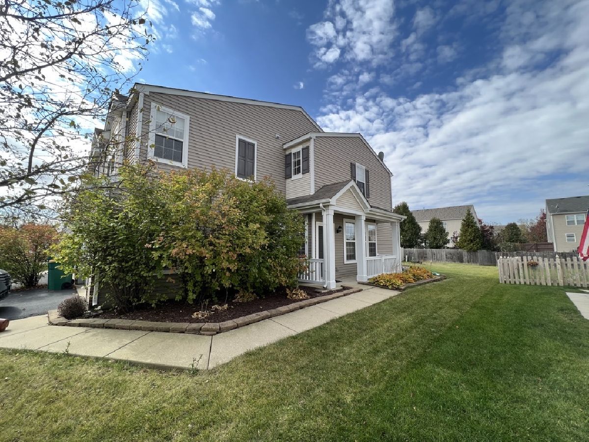 Townhomes & Homes Rented Brookstone Springs Manhattan Illinois, 25328 Colligan