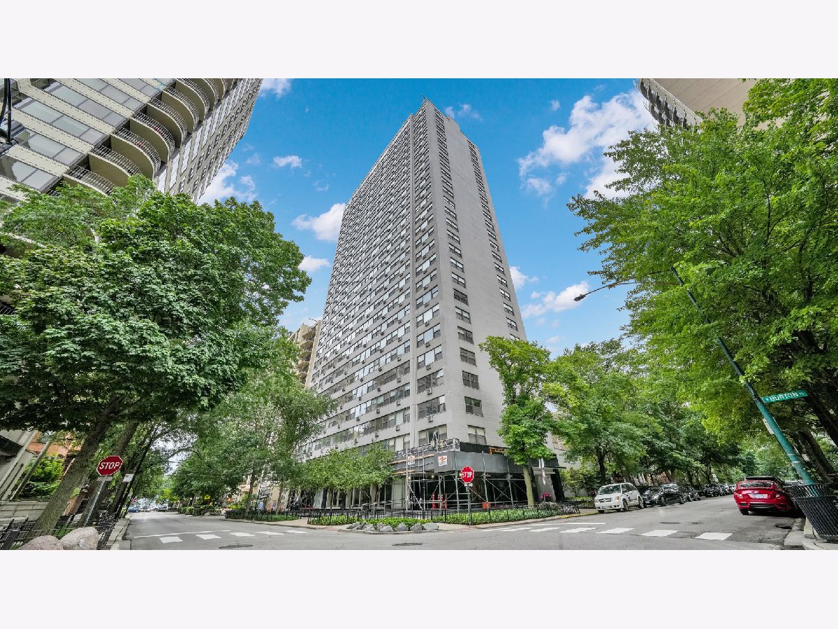 Condominiums Sold State Parkway Condos Chicago Illinois, 1445 State
