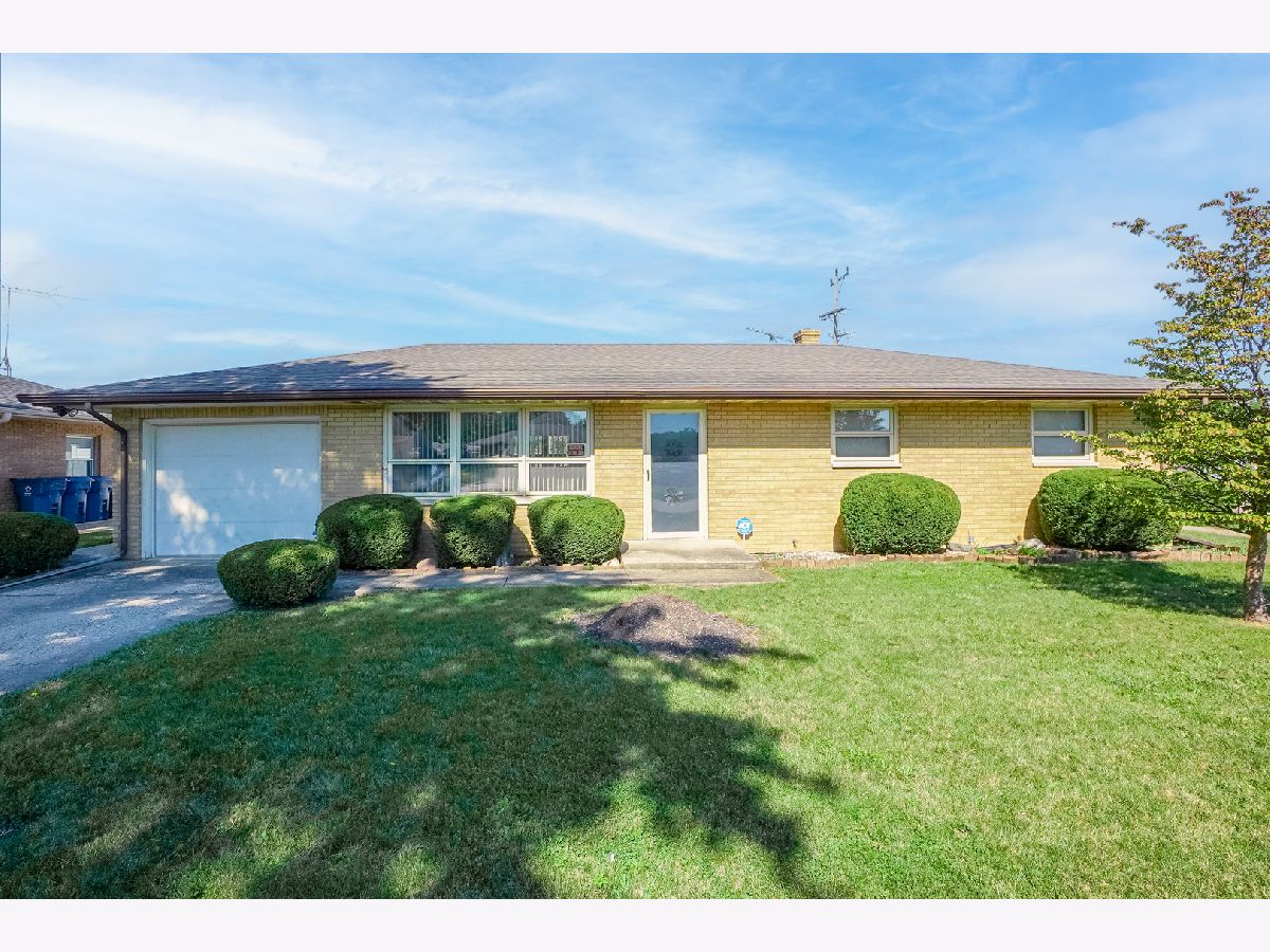 Homes Sold Crestwood Estates Crest Hill Illinois, 1800 Root