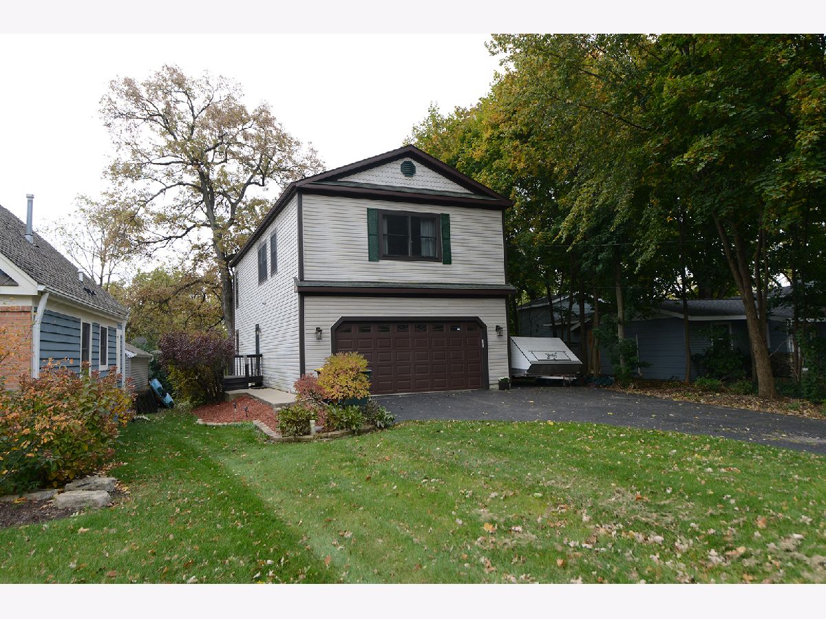 Homes Sold Bayview Beach Crystal Lake Illinois, 4303 Bay View