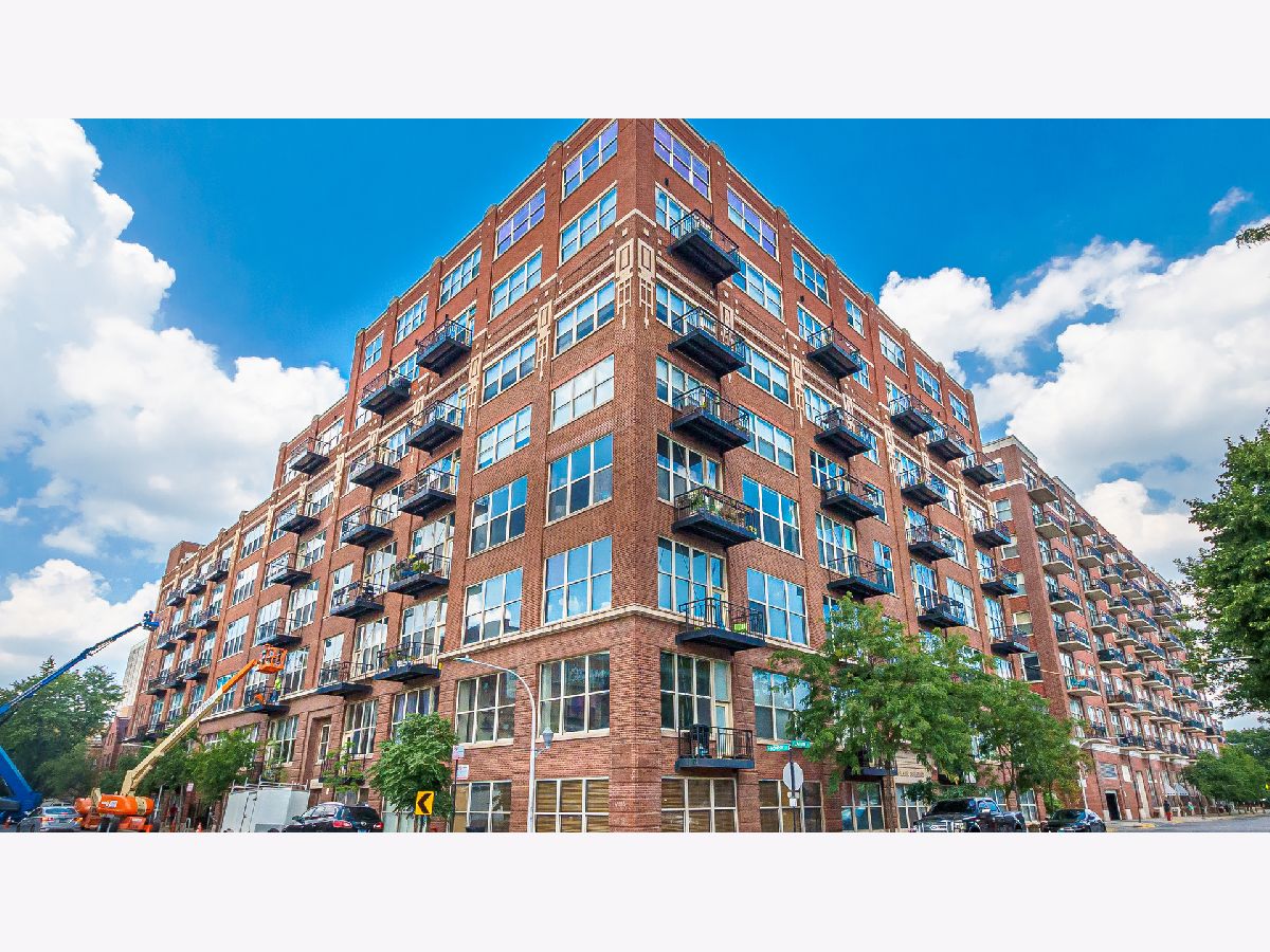 Condominiums Rented Park 1500 Lofts Chicago Illinois, 1500 Monroe