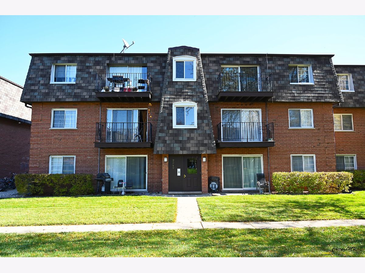 Bay Colony Des Plaines IL, Condominiums For Sale & For Rent Sadie