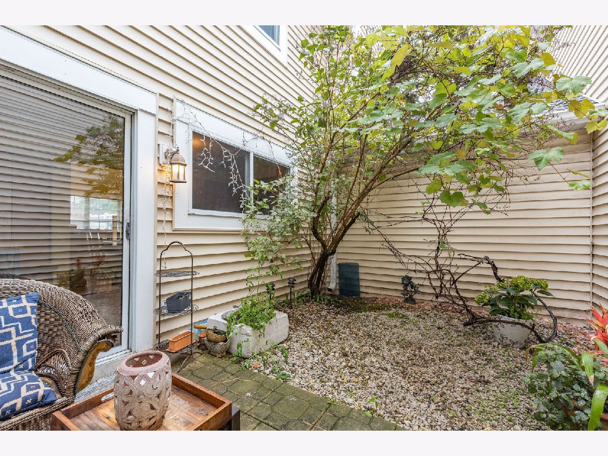 665 Le Parc Circle, Buffalo Grove, Illinois 60089 MLS 11659523