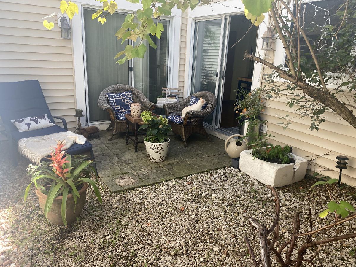 665 Le Parc Circle, Buffalo Grove, Illinois 60089 MLS 11659523