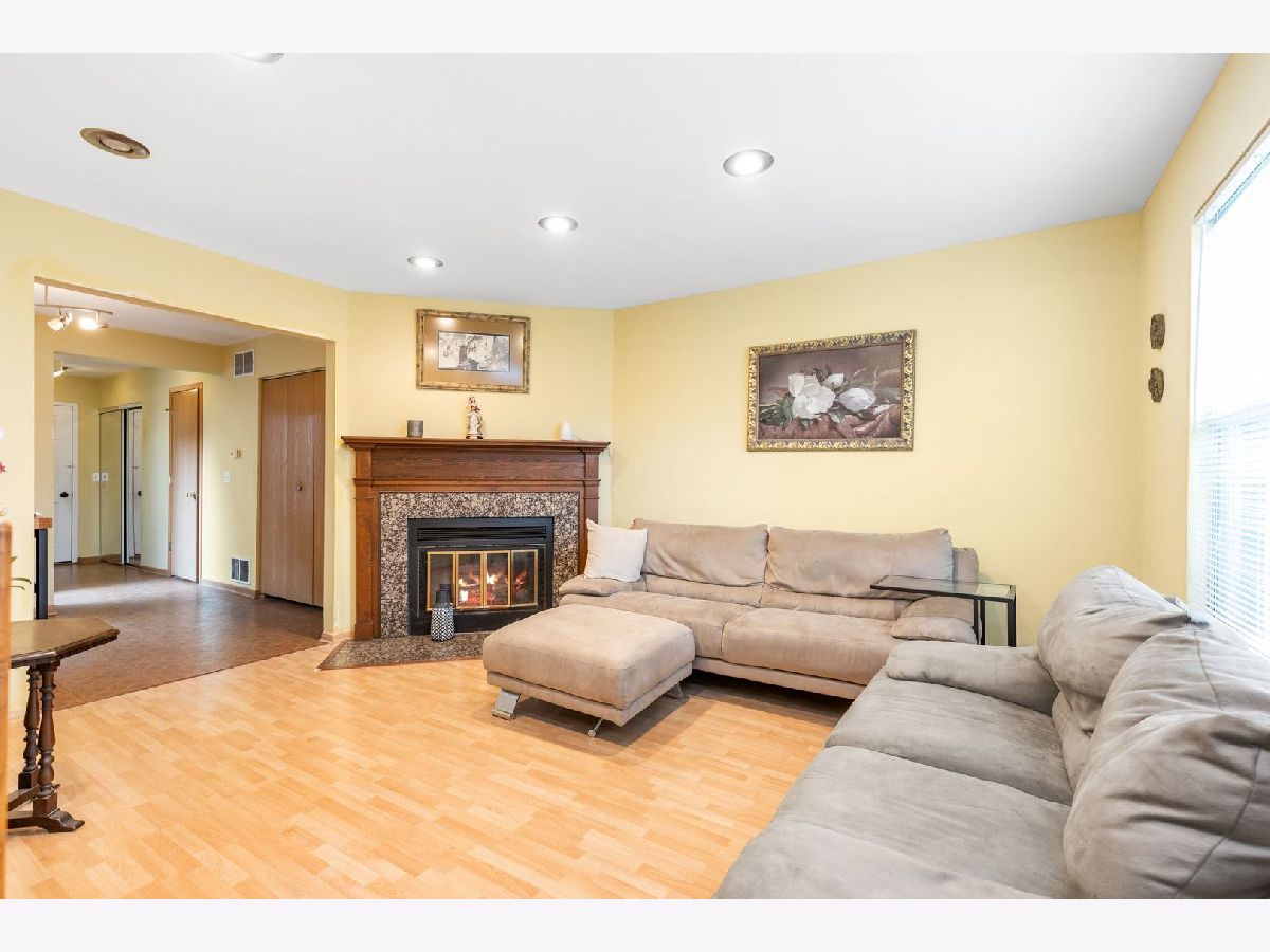 665 Le Parc Circle, Buffalo Grove, Illinois 60089 MLS 11659523